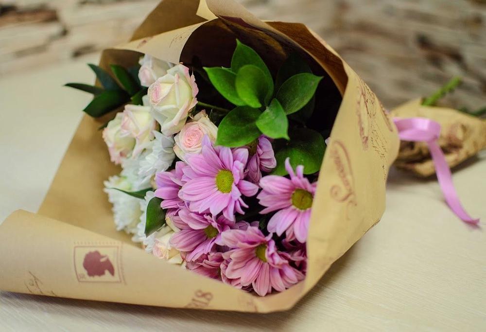 Букет цветов из: Розы и Хризантемы в Поселок совхоза Раменский