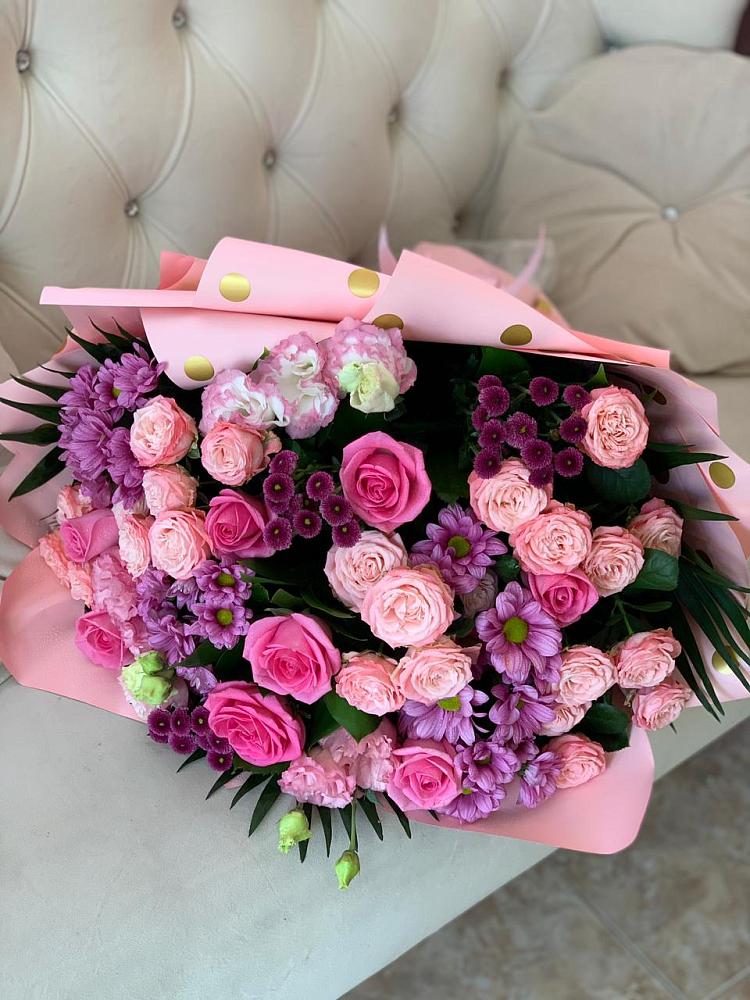 Букет цветов из: Хризантемы, Розы и Лизиантусы в Поселок совхоза Раменский