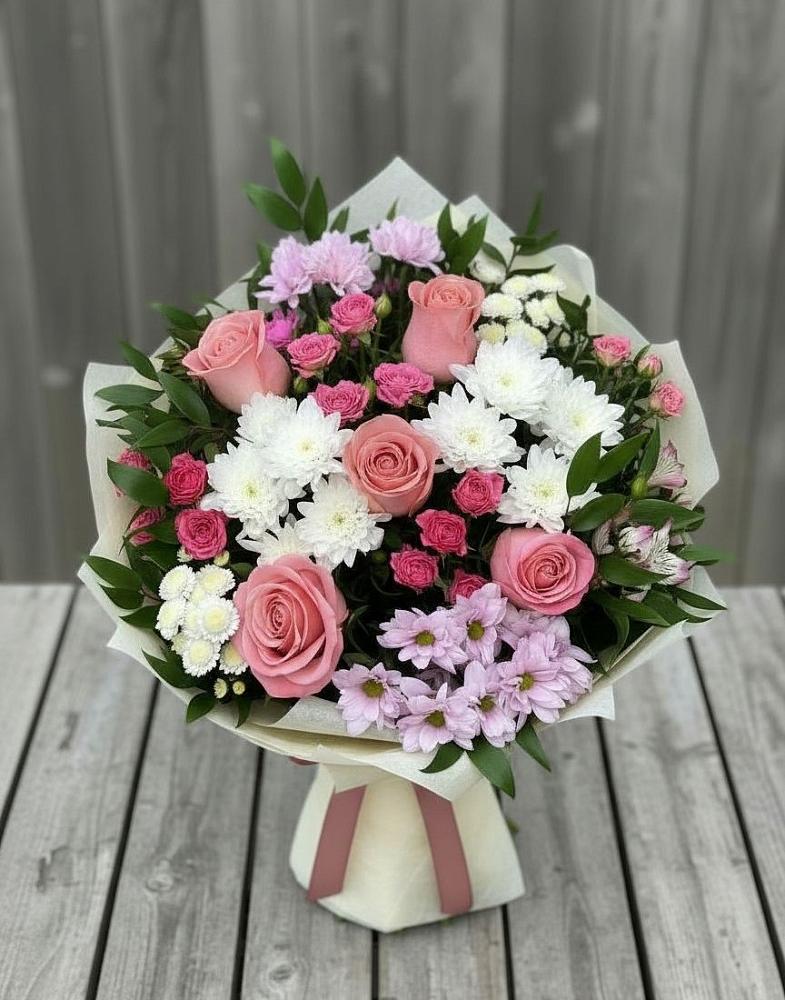 Букет цветов из: Альстромерии, Гвоздики, Розы и Хризантемы в Поселок совхоза Раменский