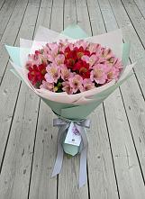 Букет цветов из:  Альстромерии в Поселок совхоза Раменский