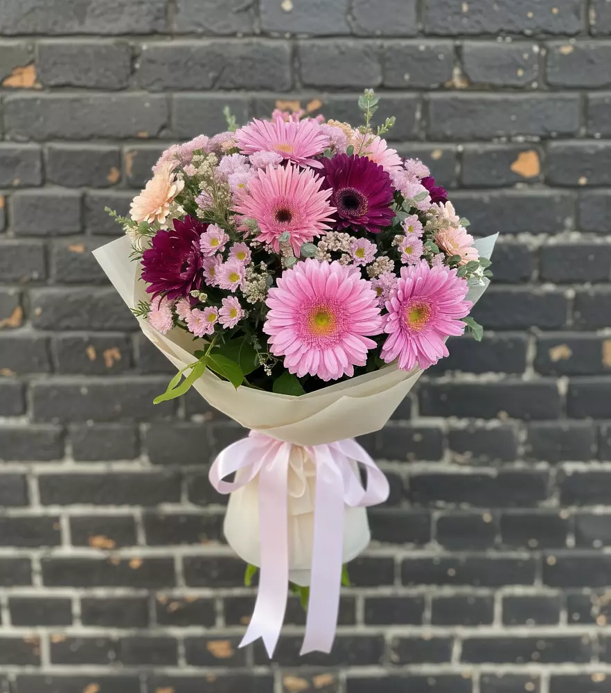 Букет цветов из: Герберы и Хризантемы в Поселок совхоза Раменский
