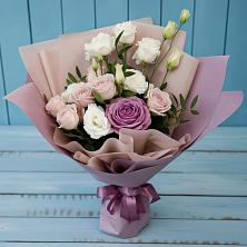 Букет цветов из:  Розы и Лизиантусы в Поселок совхоза Раменский