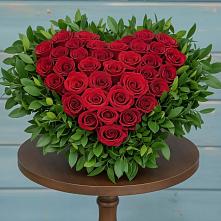 Цветочная композиция из Розы в виде сердца в Поселок совхоза Раменский