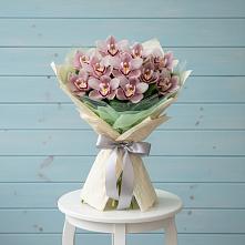 Букет цветов из:  Орхидеи и Розы #REPLACE_PRED# Поселок совхоза Раменский