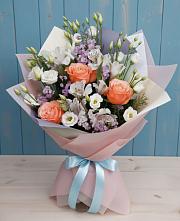 Букет цветов из:  Лизиантусы, Розы, Альстромерии и Гипсофила в Поселок совхоза Раменский