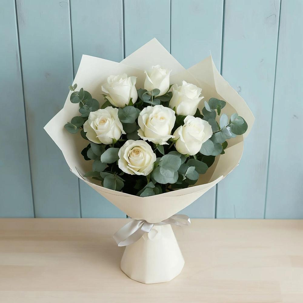 Букет Белые розы в Эвкалипте в Поселок совхоза Раменский