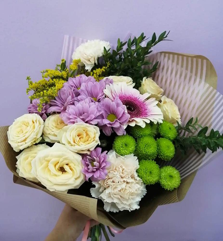 Букет цветов из: Хризантемы, Розы, Гвоздики и Герберы в Поселок совхоза Раменский