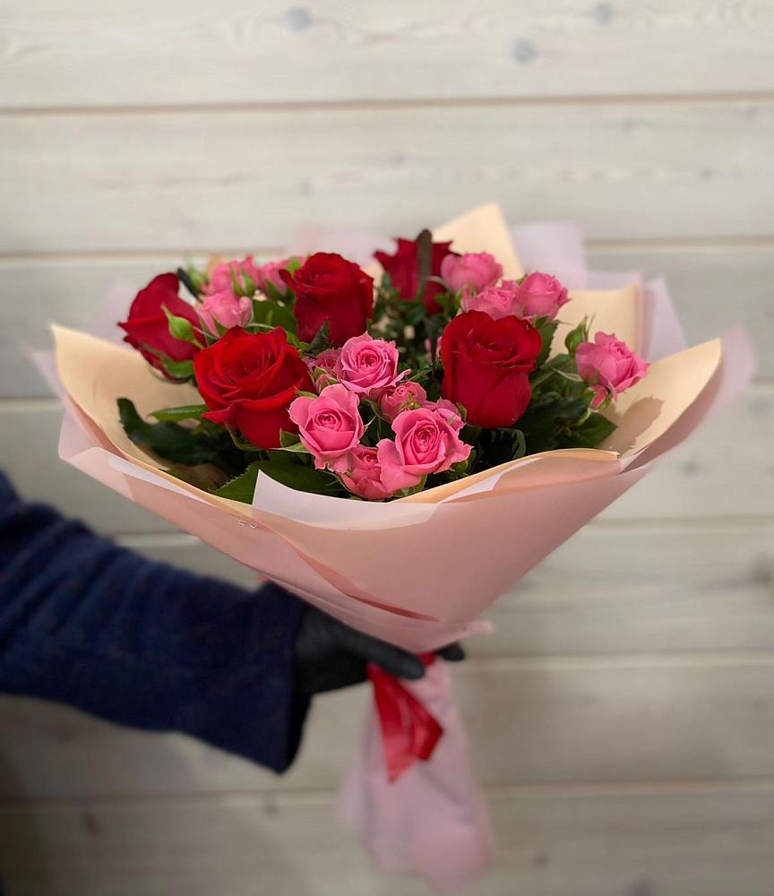 Букет цветов из: Розы в Поселок совхоза Раменский